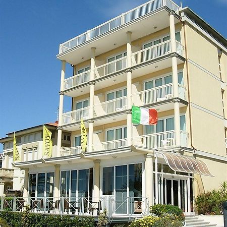 Savoy Hotel Marina di Pietrasanta Luaran gambar